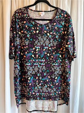 LuLaRoe Irma Black Purple Multicolor Patterned Dolman Short Sleeve Top Size M